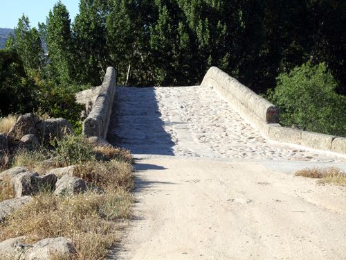 Acceso sur al puente de santa yusta.