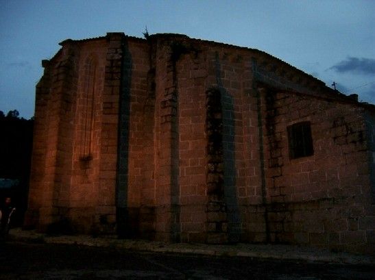 Ábside de san pedro de soandres. laracha (coruña).