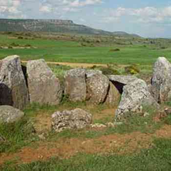 Click para ampliar. Pulsa en el nombre para ver la ficha. Cubillejo de Lara. Dolmen