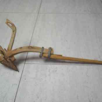 Click para ampliar. Pulsa en el nombre para ver la ficha.
Arado romano
Reproducción a escala de arado romano