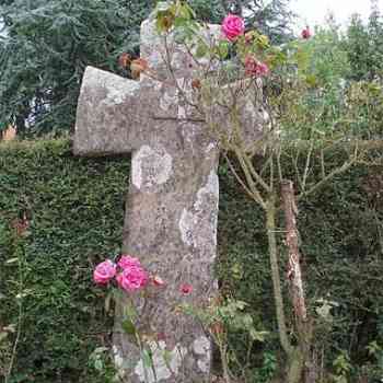 Click para ampliar. Pulsa en el nombre para ver la ficha. Estela de Monteneuf