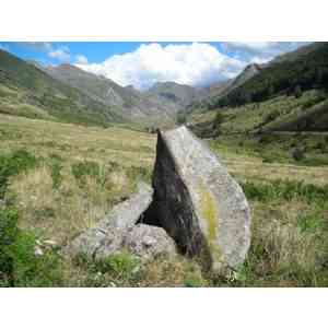 Click para ampliar. Pulsa en el nombre para ver la ficha. cista de La Mina (HUESCA)