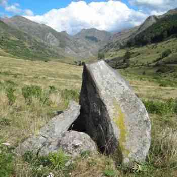 Click para ampliar. Pulsa en el nombre para ver la ficha. cista de La Mina (HUESCA)
