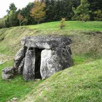 Click para ampliar. Pulsa en el nombre para ver la ficha. dolmen de Aizkomendi (ALAVA)
