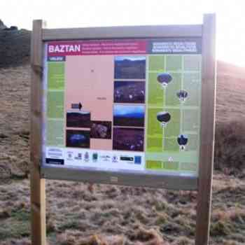 Click para ampliar. Pulsa en el nombre para ver la ficha. Paneles informativos en Baztán