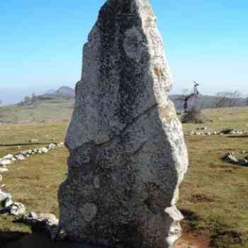 Click para ampliar. Pulsa en el nombre para ver la ficha. menhir del cromlech de Mendiluze