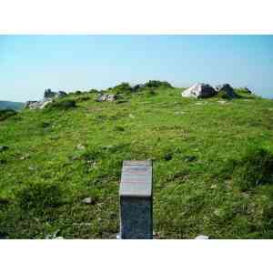 Click para ampliar. Pulsa en el nombre para ver la ficha. cromlech de Lakendiko Gaiña Hego (NAVARRA)