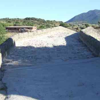 Click para ampliar. Pulsa en el nombre para ver la ficha. Valsordo: acceso norte al puente de Santa Yusta.