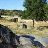 Click para ampliar. Vista lateral del acceso norte al puente de Valsordo.