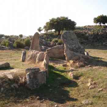 Click para ampliar. Pulsa en el nombre para ver la ficha. dolmen el Fragoso, Valencia de Alcántara. (Cáceres)