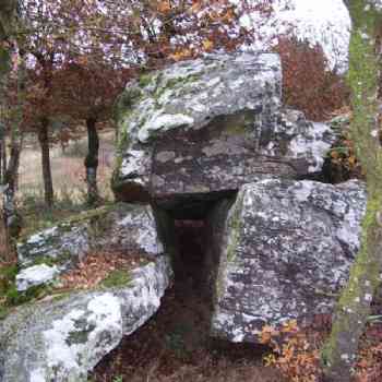 Click para ampliar. Pulsa en el nombre para ver la ficha. Curioso monumento megalitico