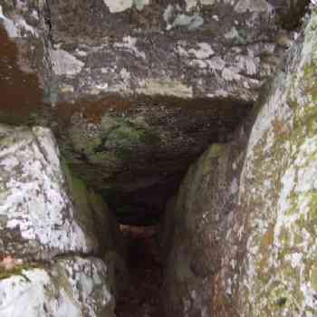 Click para ampliar. Pulsa en el nombre para ver la ficha. Curioso monumento megalitico