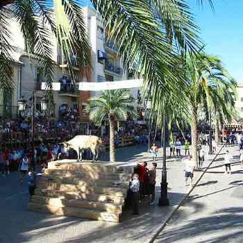 Click para ampliar. Pulsa en el nombre para ver la ficha. Fiesta de los Toros en Ayora
