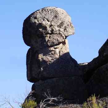 Click para ampliar. Pulsa en el nombre para ver la ficha. La Nava del Barco - Monolito 4