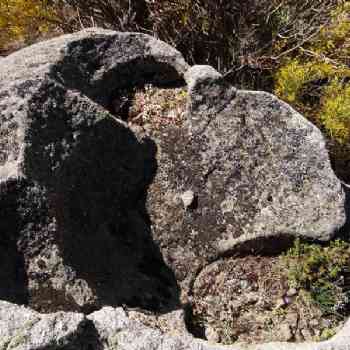 Click para ampliar. Pulsa en el nombre para ver la ficha. Ulaca - Conjunto Lítico - Elemento 6 - Desde arriba