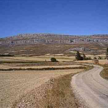 Click para ampliar. Pulsa en el nombre para ver la ficha. Amaya. Vista de la montaña