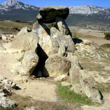 Click para ampliar. Pulsa en el nombre para ver la ficha. La Chabola de la Hechicera. Dolmen