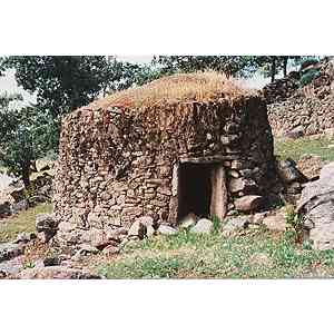 Click para ampliar. Pulsa en el nombre para ver la ficha. Viviendas de los Vettones. Chozo 3