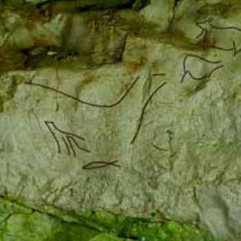 Click para ampliar. Pulsa en el nombre para ver la ficha. Cueva de Chhufín. Grabados marcados. 5