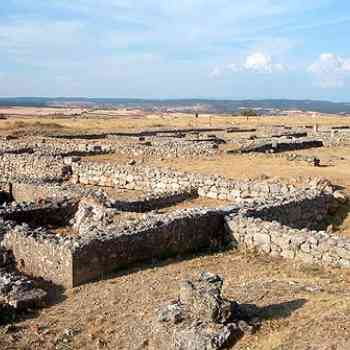 Click para ampliar. Pulsa en el nombre para ver la ficha. Clunia - Recinto