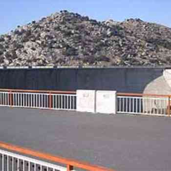 Click para ampliar. Pulsa en el nombre para ver la ficha. Cogotas. Castro. Vista desde la presa