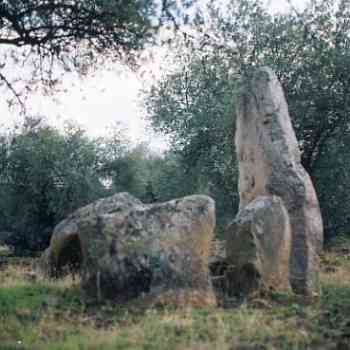 Click para ampliar. Pulsa en el nombre para ver la ficha. Dolmen del Cabezo terrazo - Barcarrota
