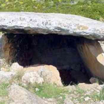 Click para ampliar. Pulsa en el nombre para ver la ficha. Dolmen de la Losa Mora