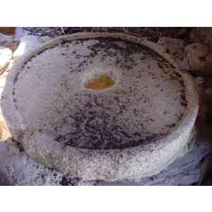 Click para ampliar. Pulsa en el nombre para ver la ficha. Muela de un molino harinero extremeño