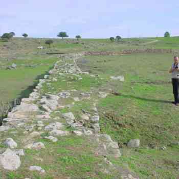 Click para ampliar. Pulsa en el nombre para ver la ficha. Antigua presa colmatada. Alcántara (Cáceres)