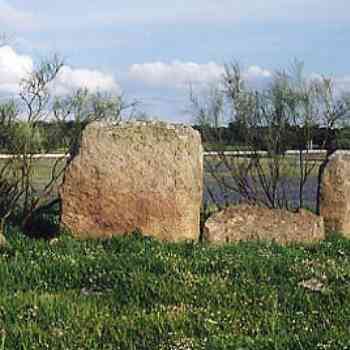 Click para ampliar. Pulsa en el nombre para ver la ficha. Dolmen El Garabato Aldea del Cano - Cáceres