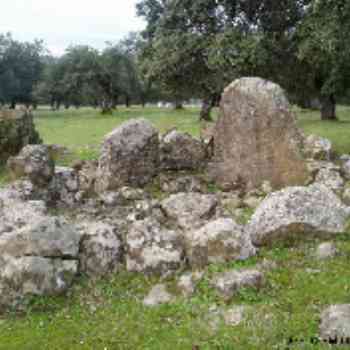 Click para ampliar. Pulsa en el nombre para ver la ficha. Badajoz - Dólmen Caballeria .Salvaleon
