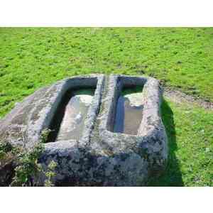 Click para ampliar. Pulsa en el nombre para ver la ficha. Dos sepulcros tardorromanos 1