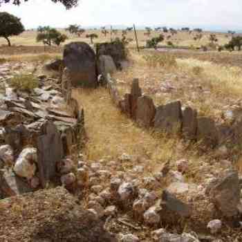 Click para ampliar. Pulsa en el nombre para ver la ficha. Cedillo IV: dolmen de la Charca Grande