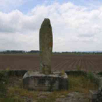 Click para ampliar. Pulsa en el nombre para ver la ficha. Antela. Menhir (A Limia - Ourense)