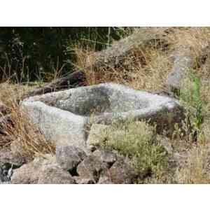 Click para ampliar. Pulsa en el nombre para ver la ficha. Pila proveniente del antiguo monasterio de San Mar