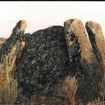 Click para ampliar. Pulsa en el nombre para ver la ficha. Dólmen Lanchas II Valencia de Alcantara (Cáceres)