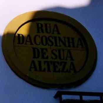 Click para ampliar. Pulsa en el nombre para ver la ficha. Rua típica de Évora (Alentejo, PT).