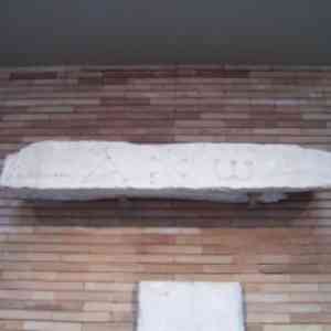 Click para ampliar. Pulsa en el nombre para ver la ficha. Dintel de Mérida