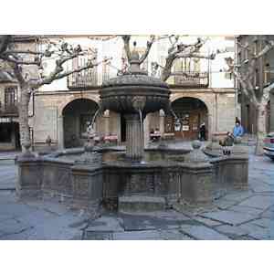 Click para ampliar. Pulsa en el nombre para ver la ficha. Fuente de Piedrahita (Ávila)