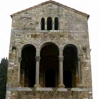 Click para ampliar. Pulsa en el nombre para ver la ficha. Santa María del Naranco. Vista 1