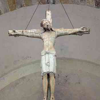 Click para ampliar. Pulsa en el nombre para ver la ficha. Monasterio de Obona. Cristo románico.