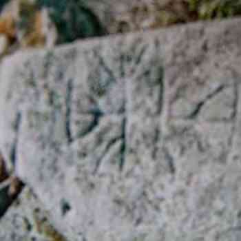 Click para ampliar. Pulsa en el nombre para ver la ficha. Piedra con símbolo (1)