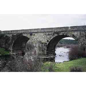 Click para ampliar. Pulsa en el nombre para ver la ficha. Ciudad romana de Caparra. Puente