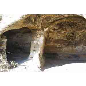 Click para ampliar. Pulsa en el nombre para ver la ficha. San Martín. Ermita rupestre. (Interior)