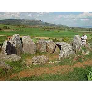 Click para ampliar. Pulsa en el nombre para ver la ficha. Cubillejo de Lara. Dolmen