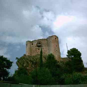 Click para ampliar. Pulsa en el nombre para ver la ficha. Castillo de Huelma (Jaén)