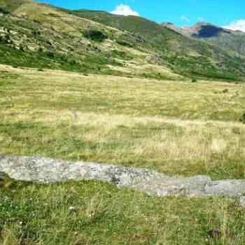 Click para ampliar. Pulsa en el nombre para ver la ficha. menhir de La Mina (HUESCA)