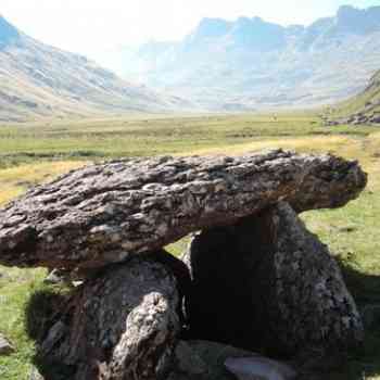 Click para ampliar. Pulsa en el nombre para ver la ficha. dolmen de Achar de Aguas Tuertas (HUESCA)