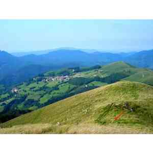 Click para ampliar. Pulsa en el nombre para ver la ficha. cromlech de Urkamendi Hego (NAVARRA)
