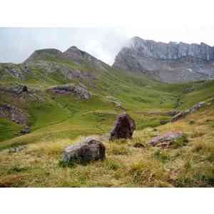 Click para ampliar. Pulsa en el nombre para ver la ficha. cromlech de Refugio Campanil (HUESCA)